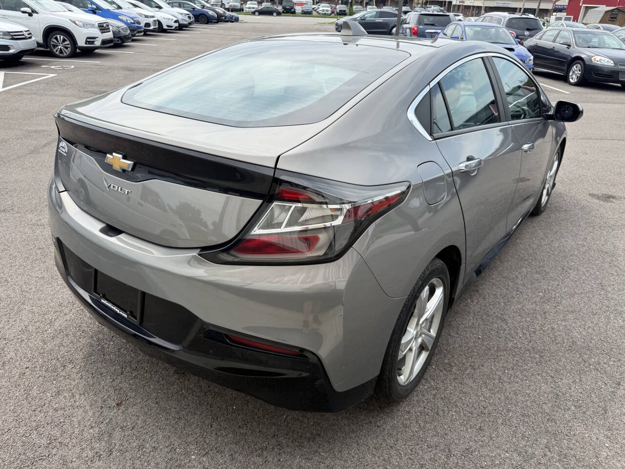 Used 2017 Chevrolet Volt LT FWD image 7