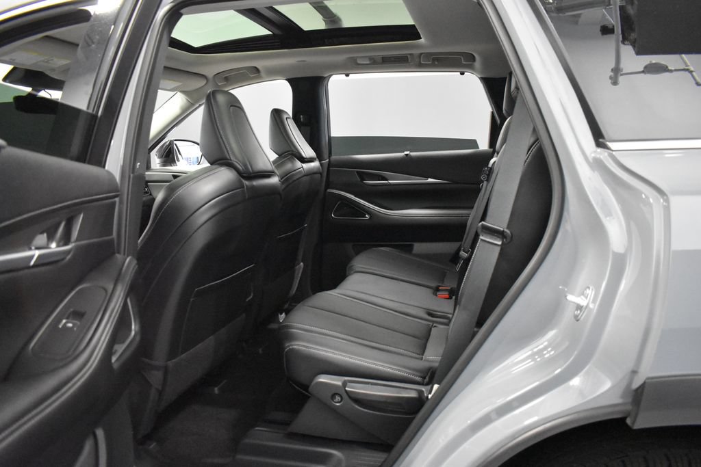 Used 2026 INFINITI QX60 Luxe w/ Cargo Package AWD/4WD image 37