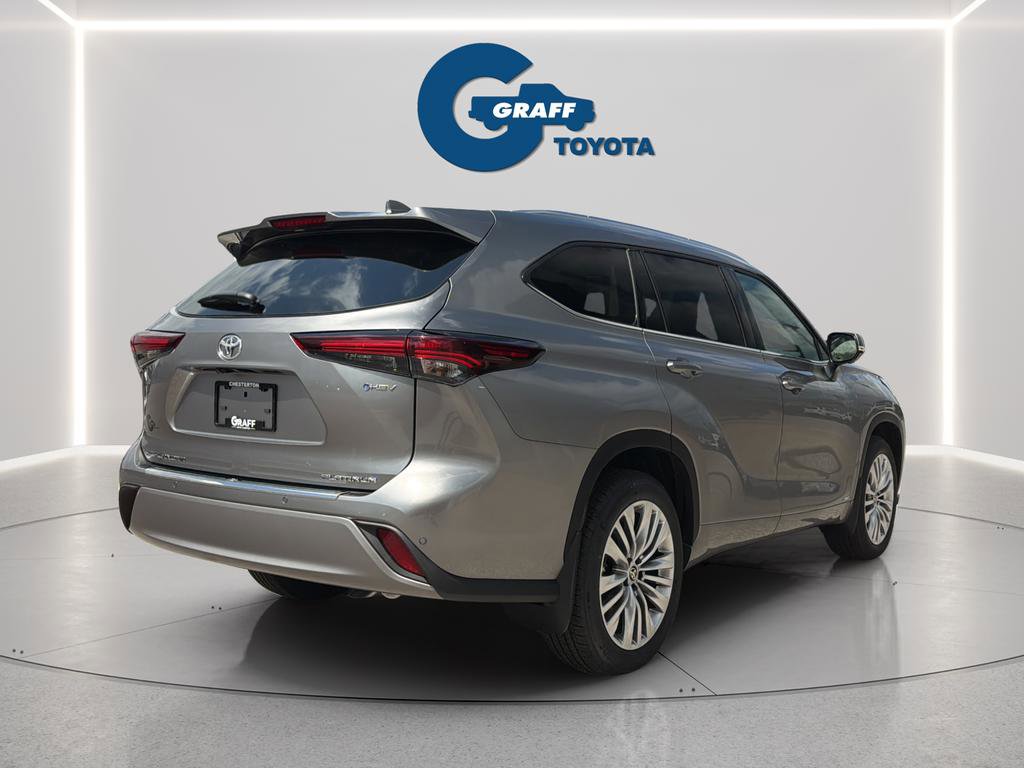 Used 2026 Toyota Highlander Platinum image 7