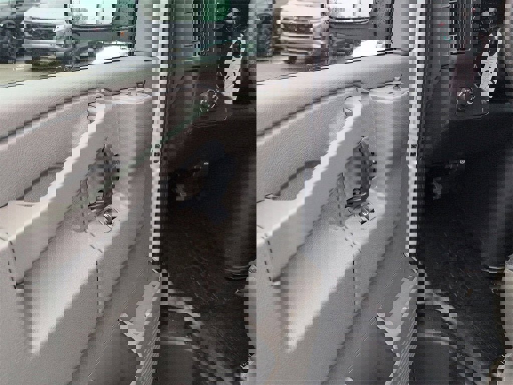 New 2026 Chevrolet Express 2500 Extended w/ Driver Convenience Package image 13