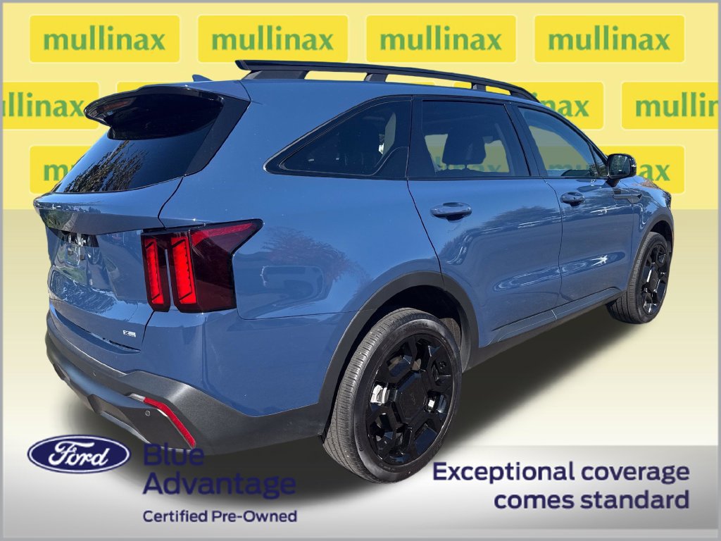 Used 2025 Kia Sorento X-Line EX AWD/4WD image 3