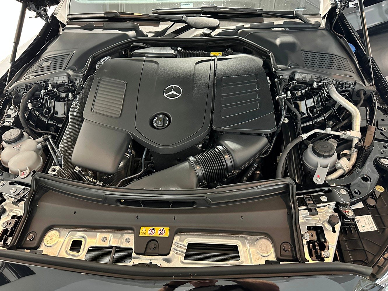 Certified 2023 Mercedes-Benz C 300 4MATIC Sedan image 38