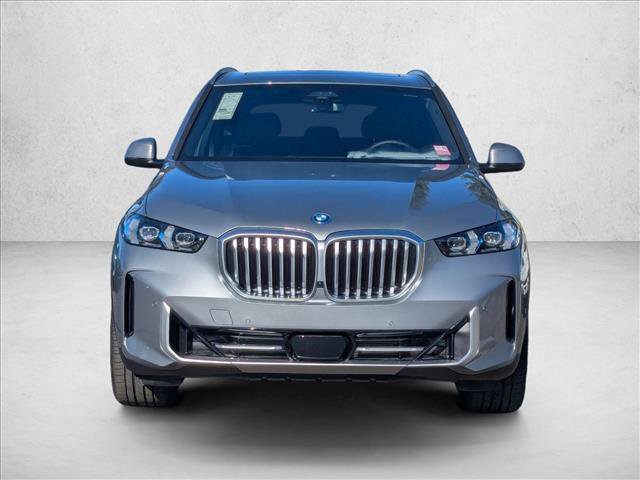 Used 2026 BMW X5 xDrive50e AWD/4WD image 5