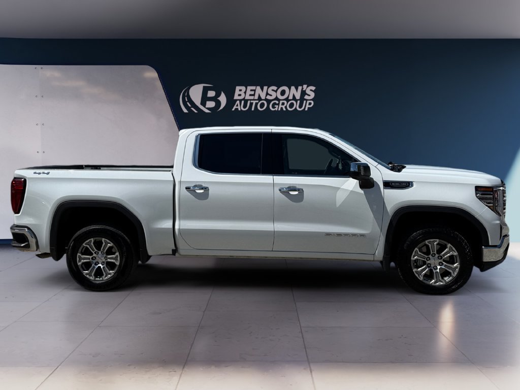 Used 2025 GMC Sierra 1500 SLT AWD/4WD image 6