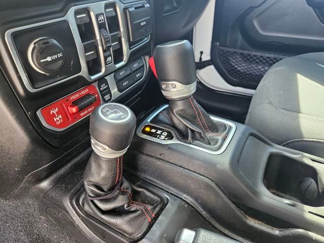 Used 2020 Jeep Gladiator Rubicon w/ Trailer Tow Package AWD/4WD image 24