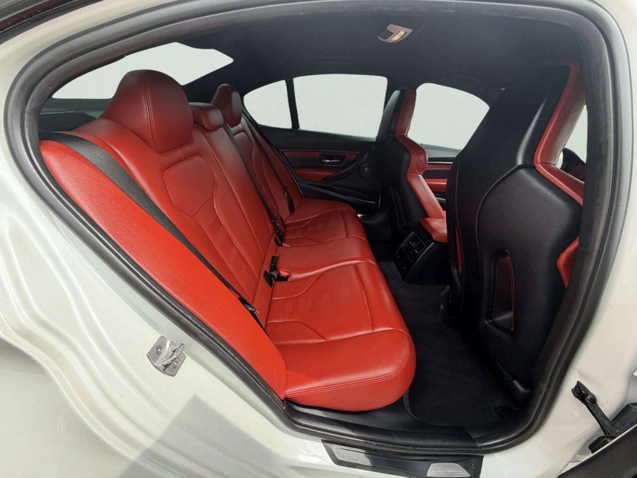 Used 2018 BMW M3 RWD image 22