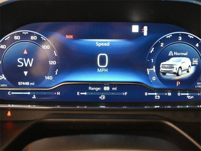 Used 2022 Chevrolet Suburban RST w/ Sport Performance Package image 27