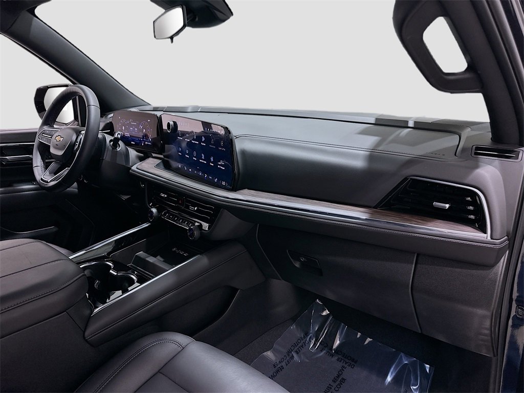 Used 2025 Chevrolet Tahoe LT image 31