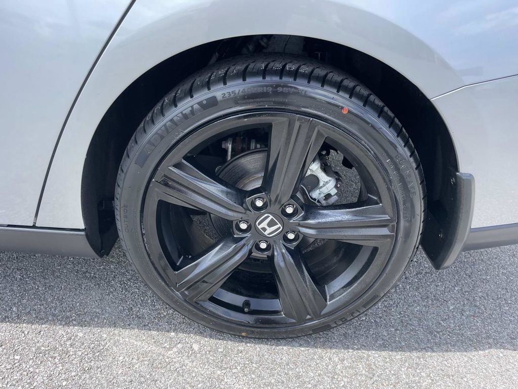 Used 2024 Honda Accord Sport image 10