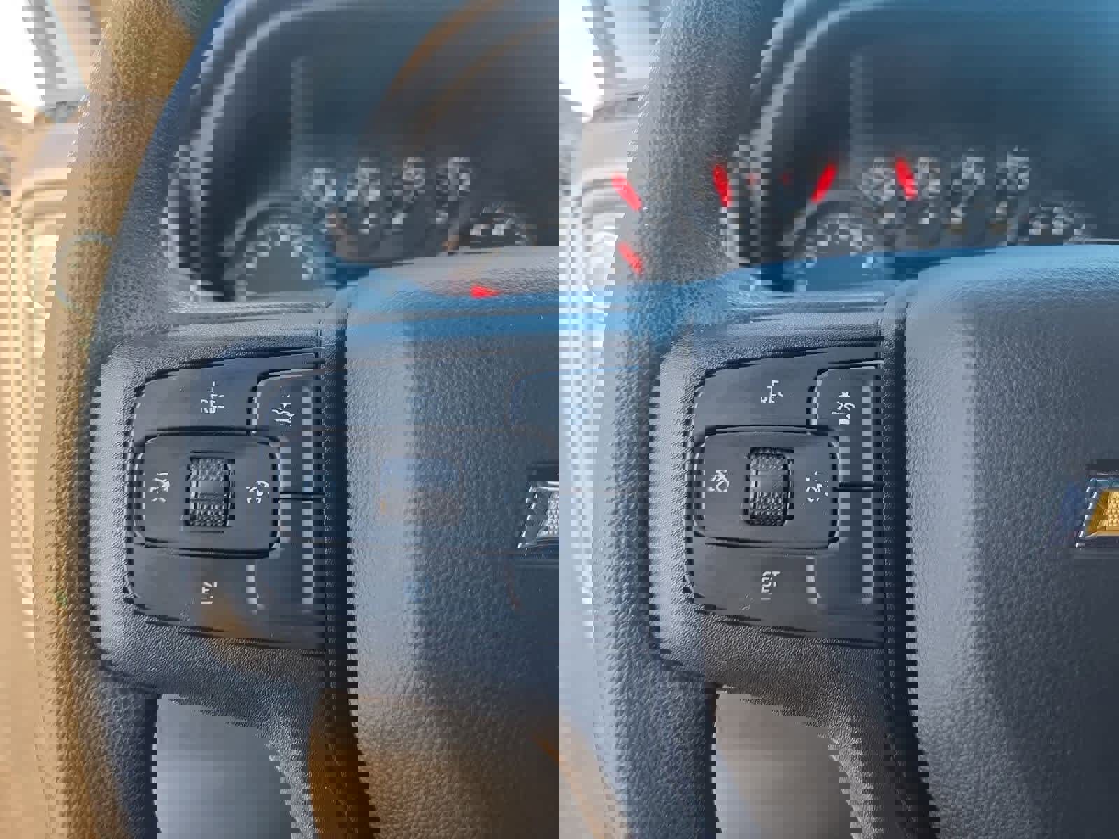 Used 2022 Chevrolet Silverado 1500 Custom w/ LPO, Dark Essentials Package image 22