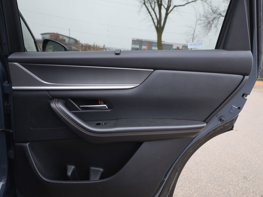 Used 2025 MAZDA CX-70 3.3 Turbo w/ Preferred Package image 19