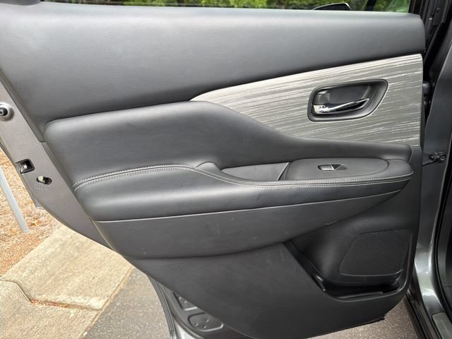 Used 2015 Nissan Murano Platinum w/ Platinum Technology Package FWD image 24