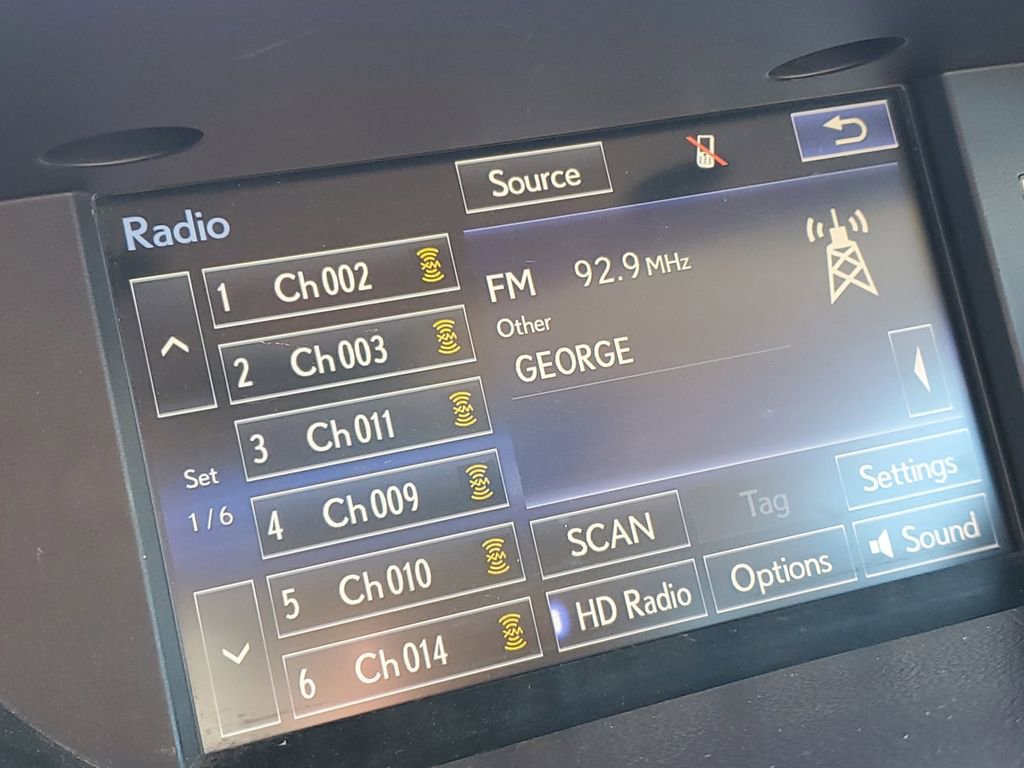 Used 2016 Lexus ES 350 w/ Navigation System Package image 19