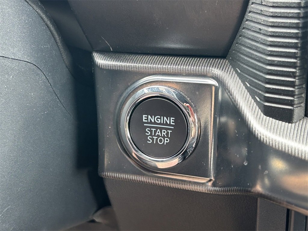 Used 2025 Ford F150 Raptor image 37