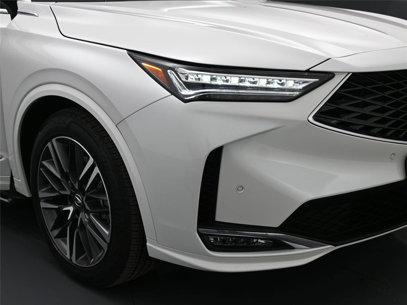 Certified 2026 Acura MDX SH-AWD w/ Advance Package image 16