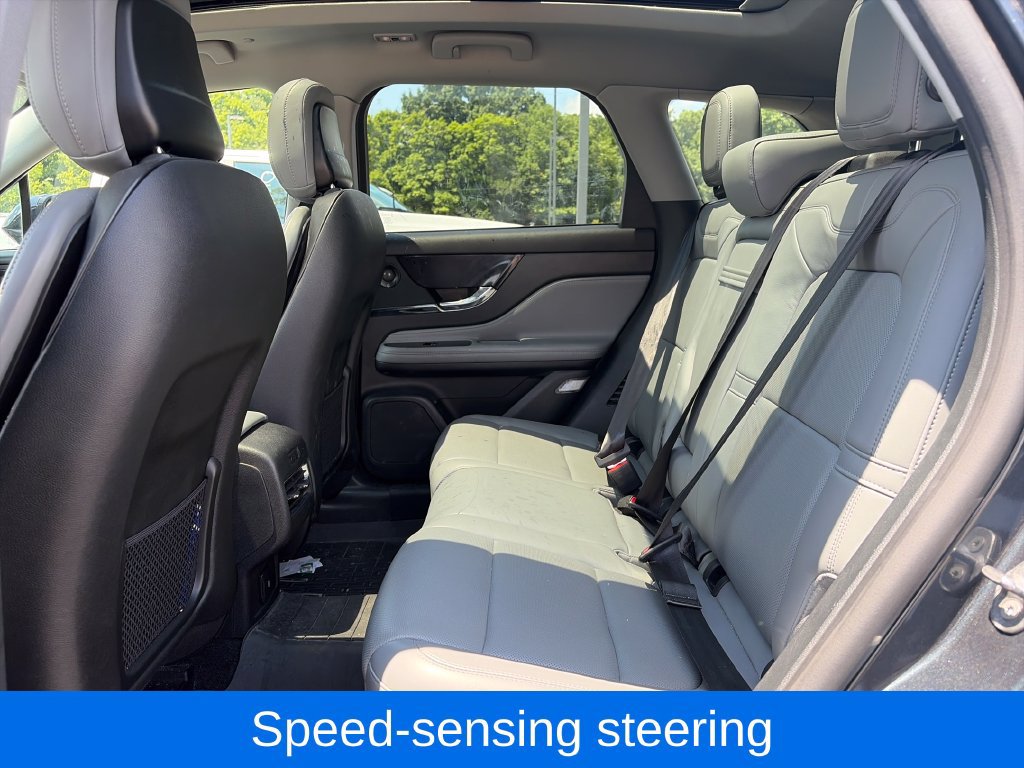 Used 2020 Lincoln Corsair Reserve AWD/4WD image 27