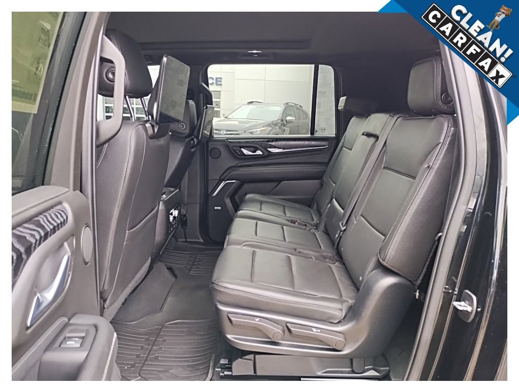 Used 2023 GMC Yukon XL Denali AWD/4WD image 47