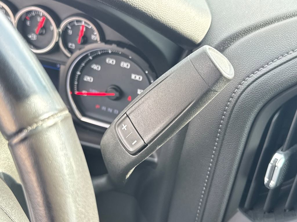 Used 2020 Chevrolet Silverado 1500 LT w/ All-Star Edition image 25