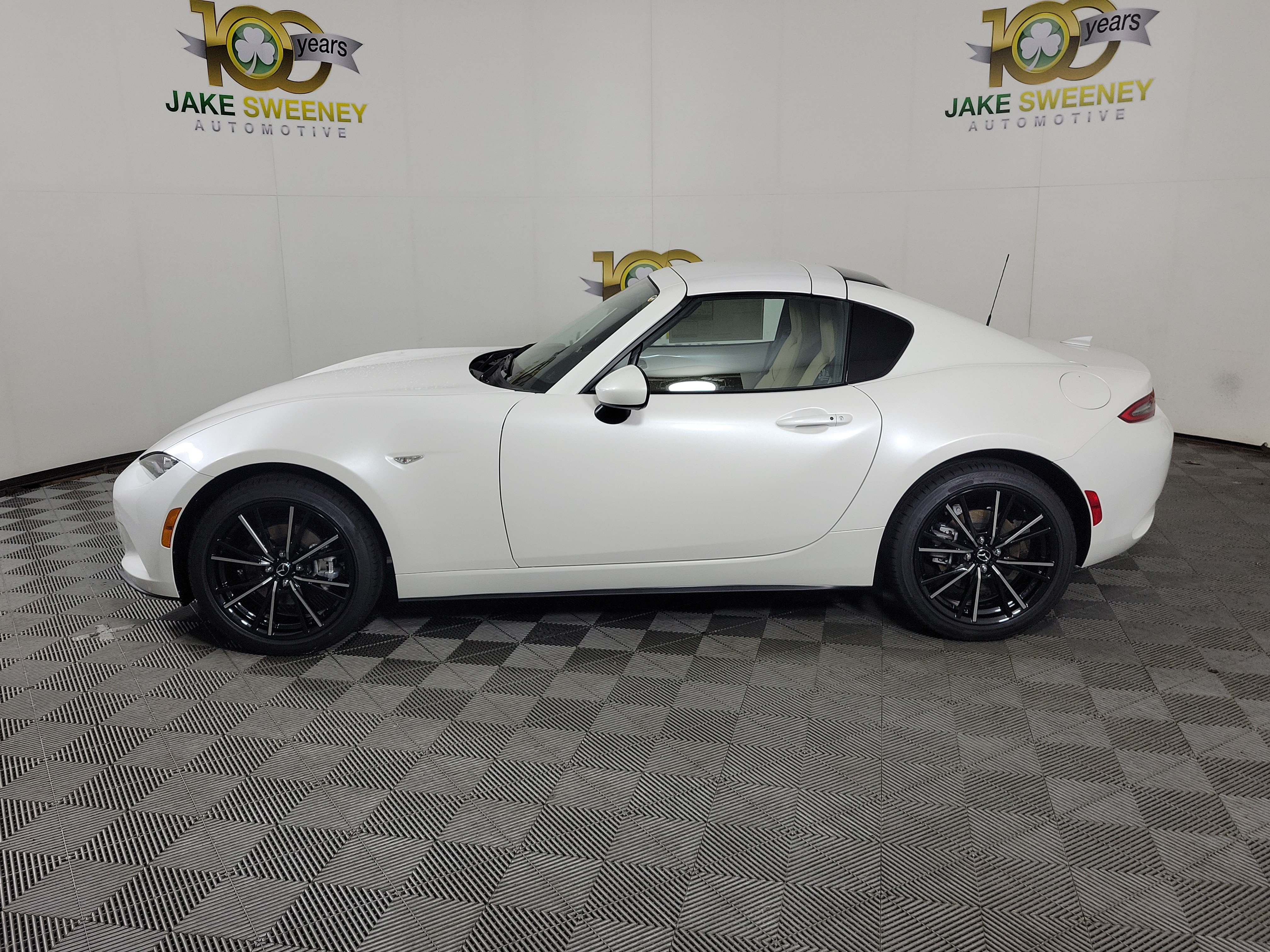 New 2026 MAZDA MX-5 Miata RF Grand Touring RWD image 5