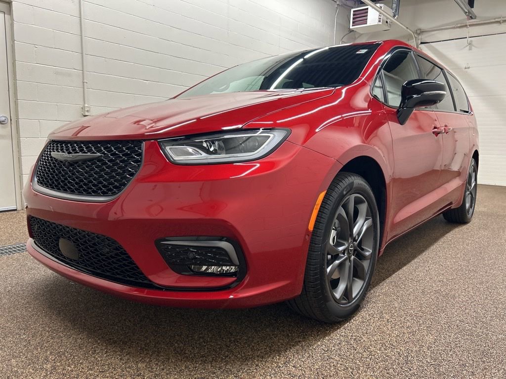 New 2026 Chrysler Pacifica Select FWD image 5