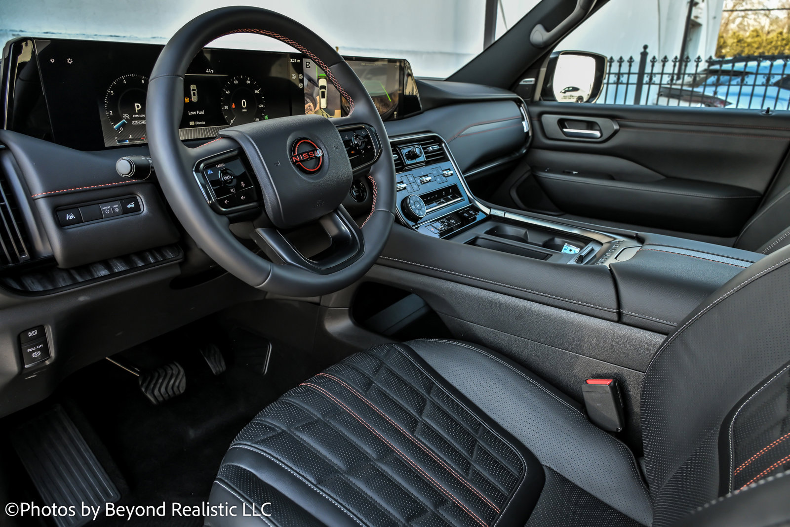 Used 2026 Nissan Armada PRO-4X image 23