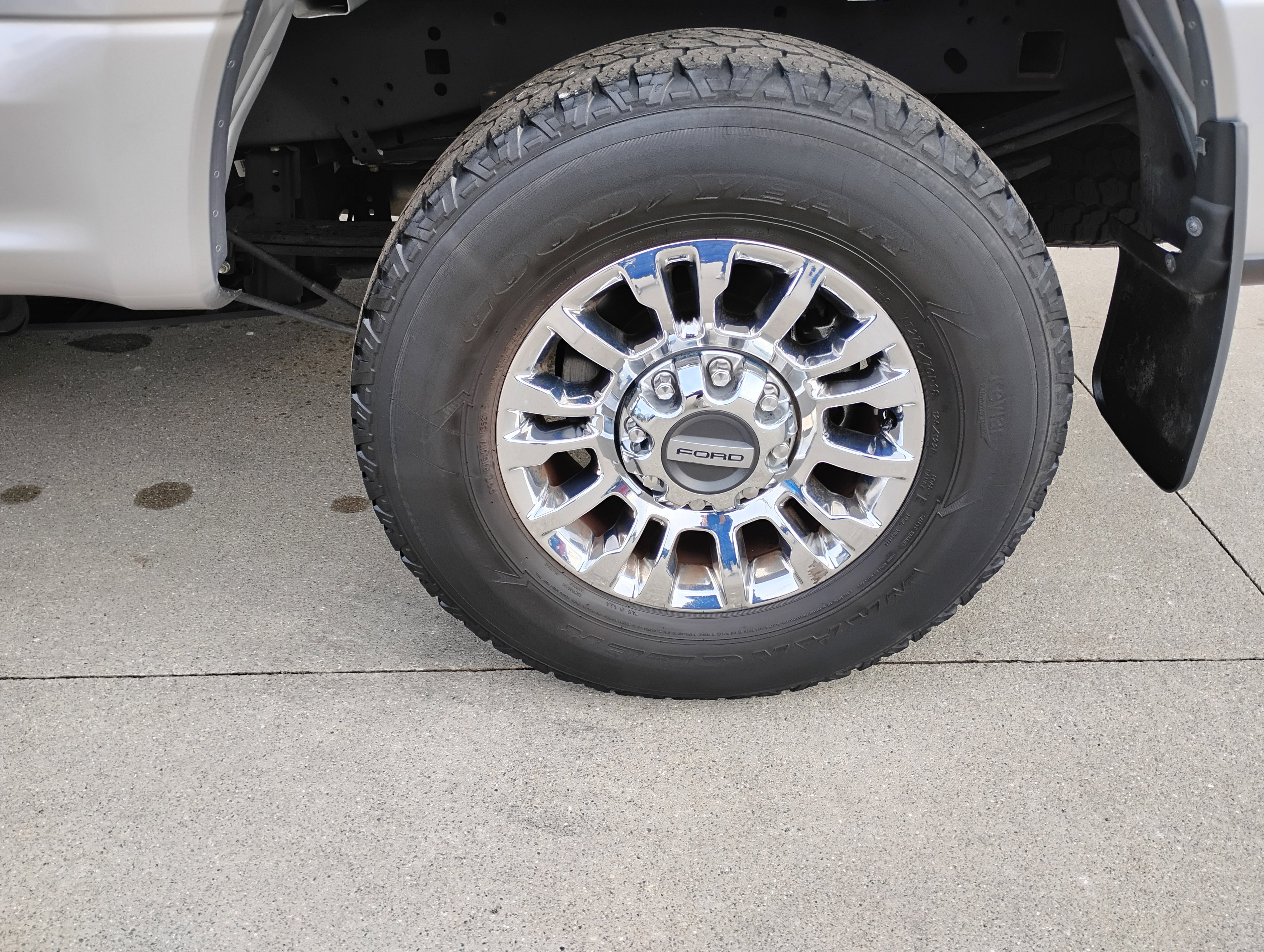 Used 2022 Ford F250 XLT w/ XLT Premium Package image 23