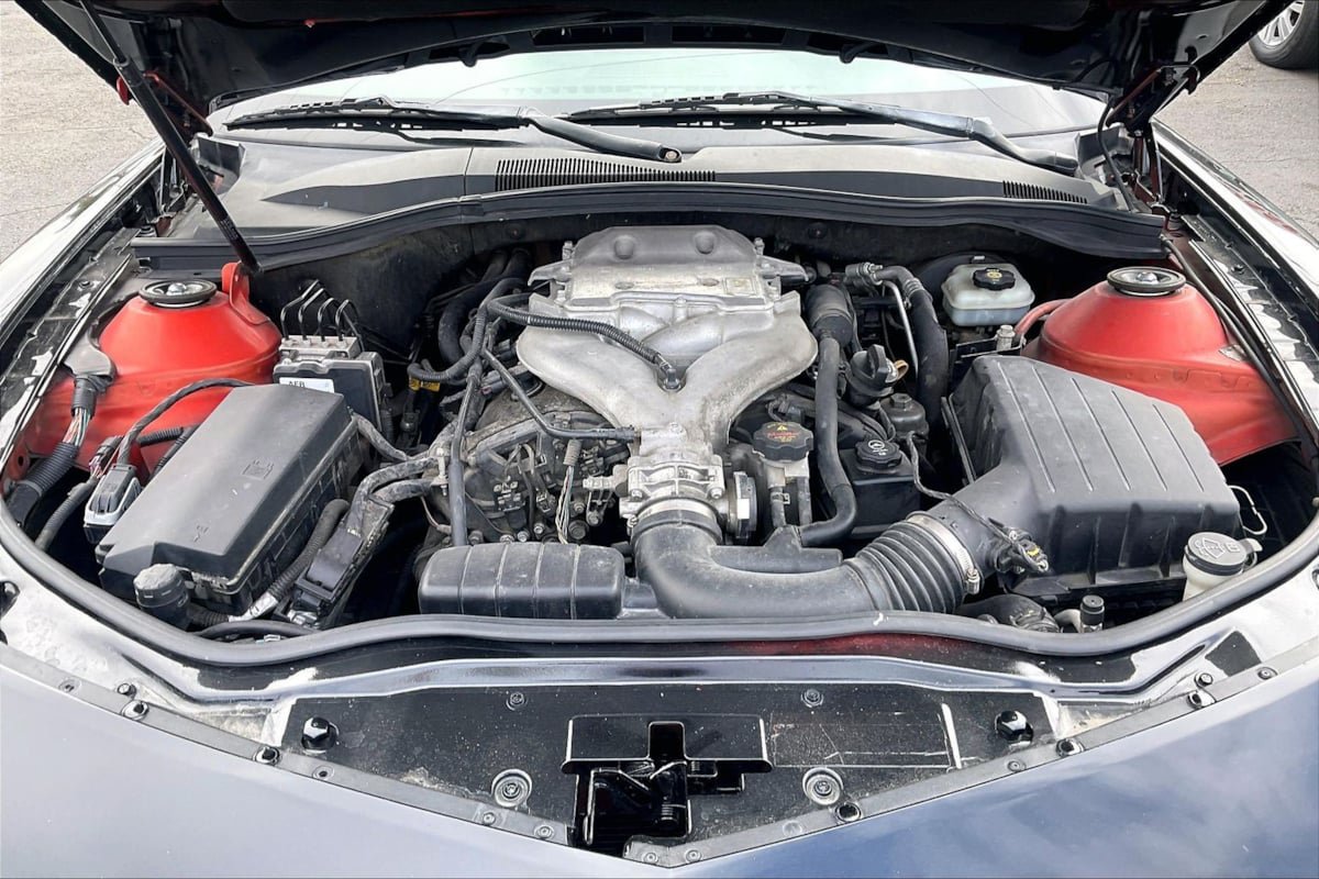 Used 2010 Chevrolet Camaro LT w/ RS Package RWD image 10