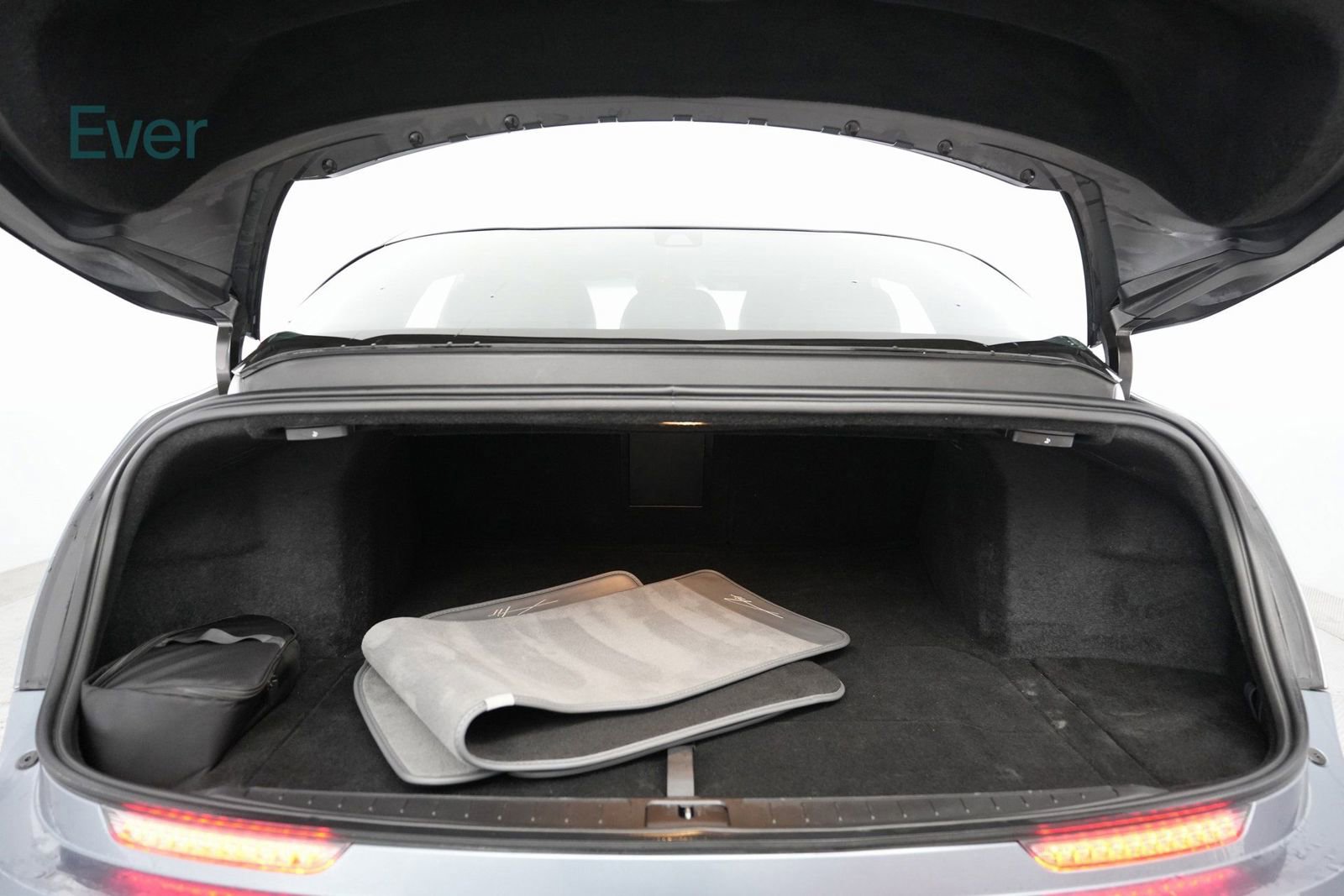 Used 2024 Lucid Air Touring image 26