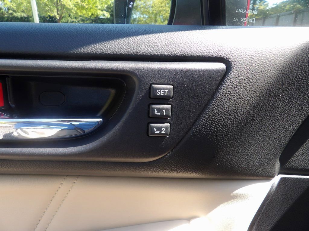 Used 2019 Subaru Outback 2.5i Limited w/ Popular Package #2 image 12