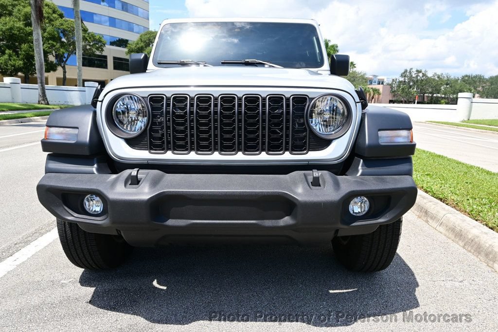 Used 2024 Jeep Wrangler Sport AWD/4WD image 8