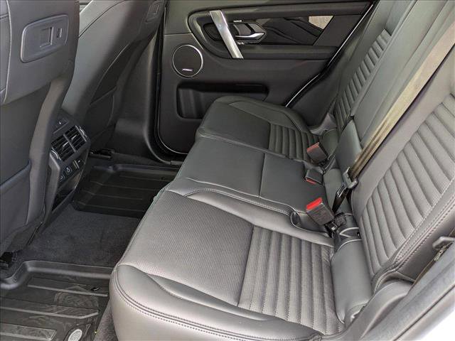New 2025 Land Rover Discovery Sport S image 17