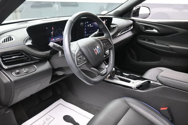 Used 2024 Buick Envista Sport Touring w/ Convenience I Package FWD image 14