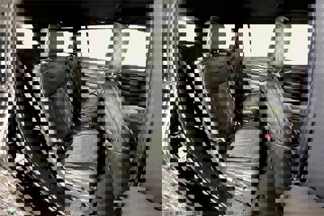 New 2025 Jeep Grand Cherokee L Altitude image 10