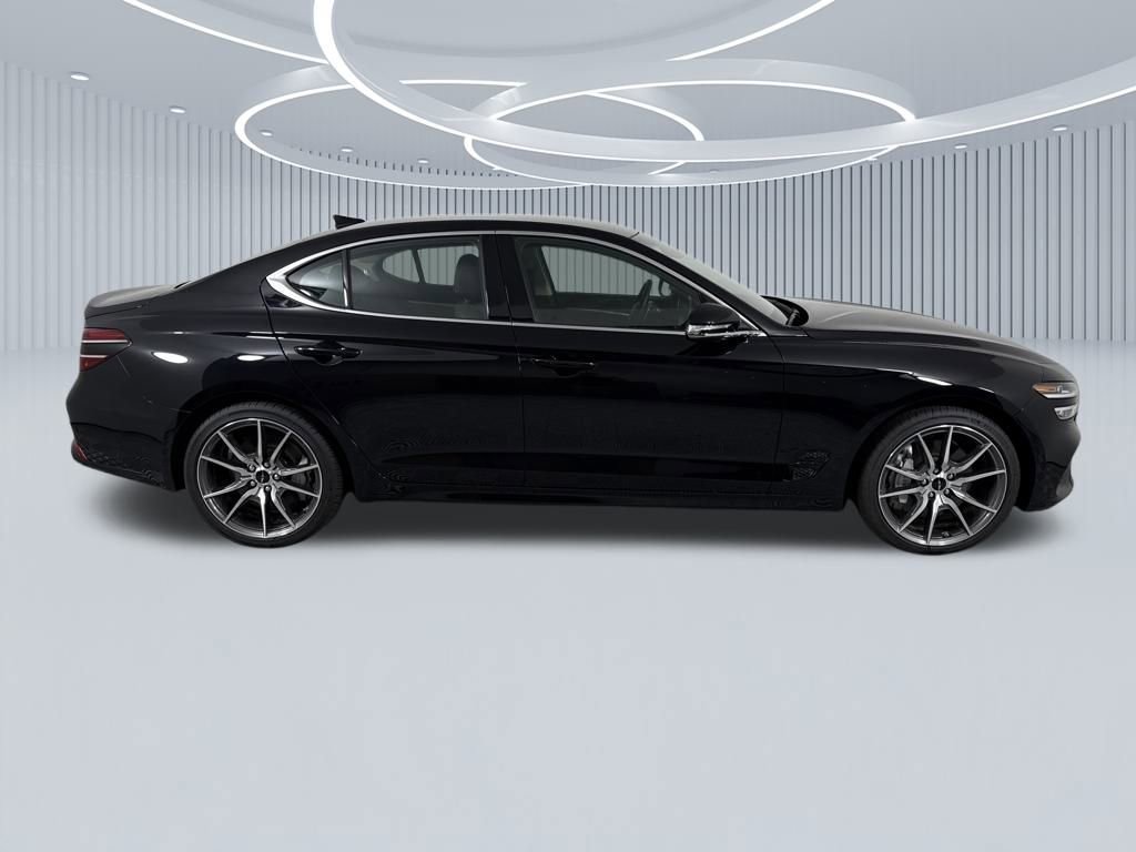 New 2025 Genesis G70 2.5T image 2