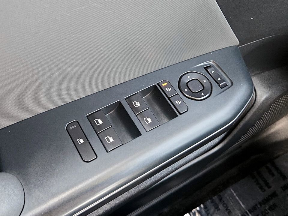 Used 2025 Kia K4 LXS FWD image 21