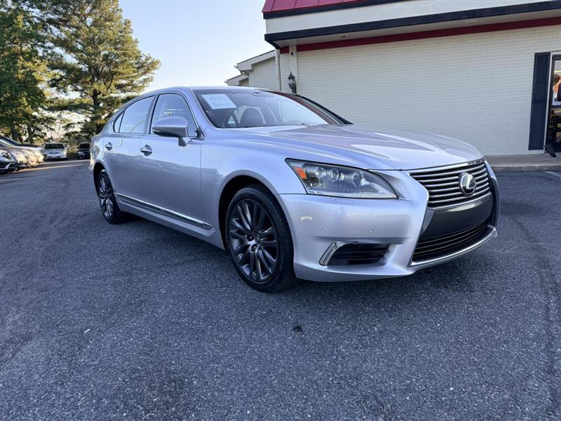 Used 2014 Lexus LS 460 L RWD image 3
