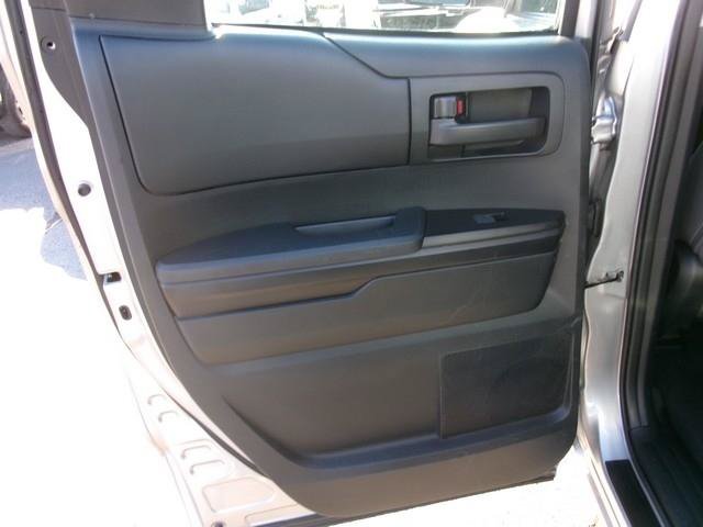 Used 2015 Toyota Tundra SR AWD/4WD image 27