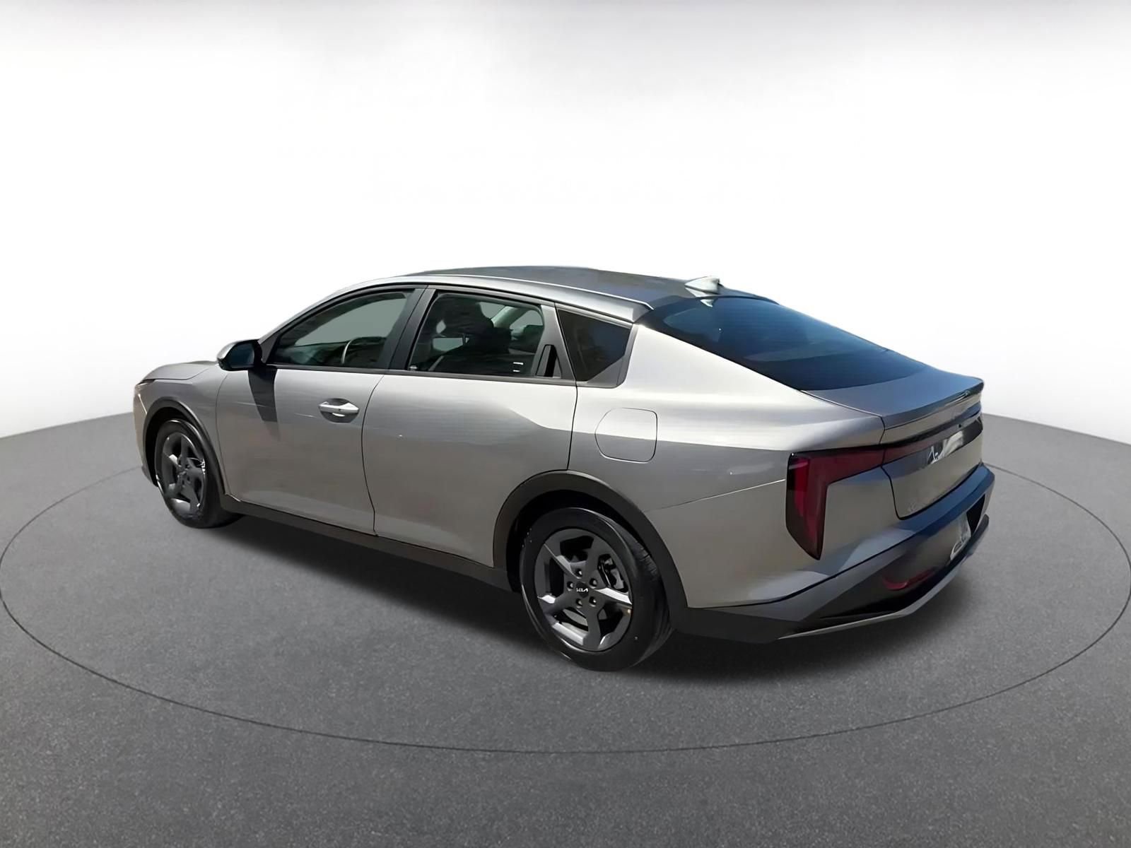 Used 2025 Kia K4 FWD image 10