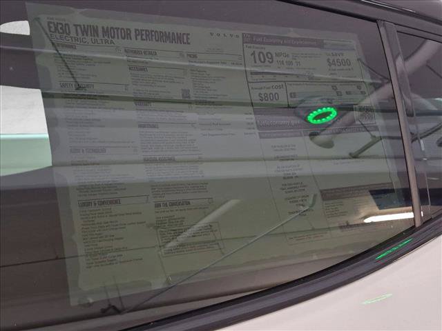New 2026 Volvo EX30 Ultra w/ Protection Package AWD/4WD image 18