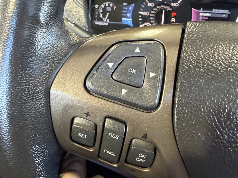Used 2012 Lincoln MKX AWD image 25