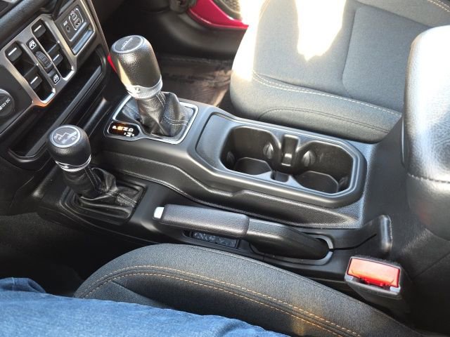 Used 2024 Jeep Gladiator Sport image 31