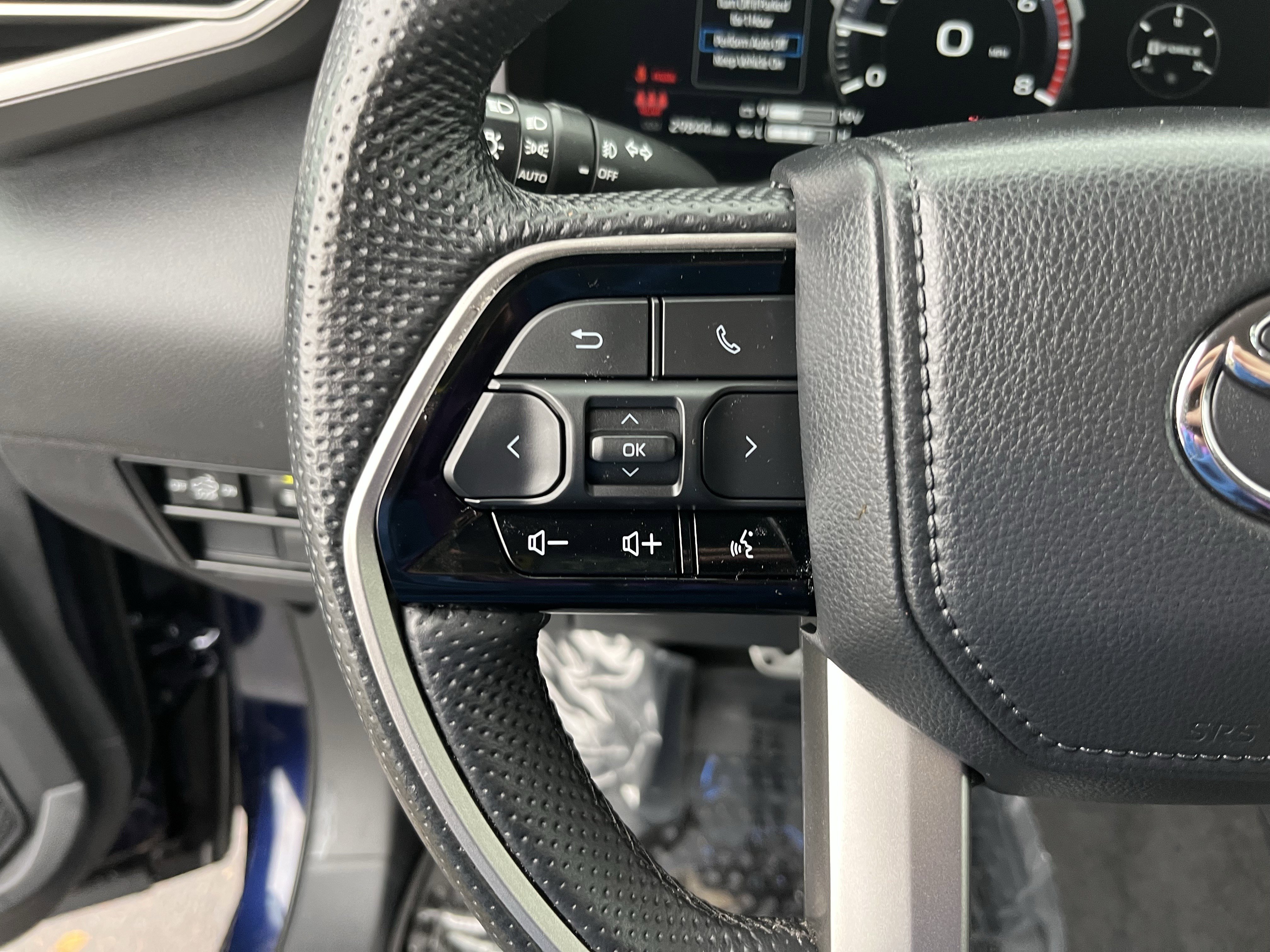 Used 2024 Toyota Tundra Limited w/ TRD Off-Road Package image 21