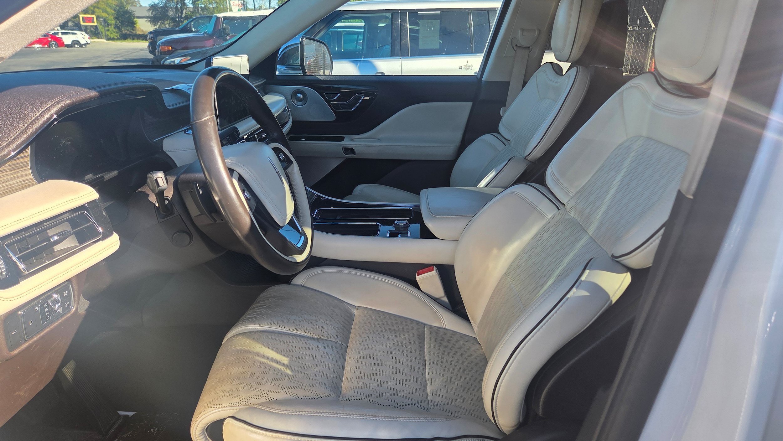 Used 2020 Lincoln Aviator Black Label w/ Dynamic Handling Package AWD/4WD image 5