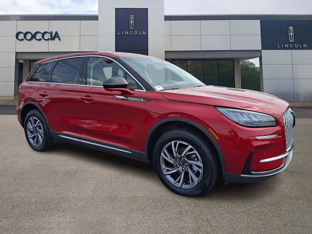 Certified 2024 Lincoln Corsair AWD w/ Equipment Group 101A image 3