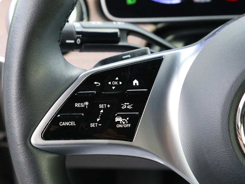 Certified 2023 Mercedes-Benz EQE 350+ 4MATIC Sedan image 33