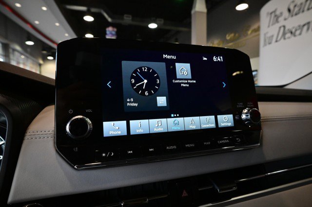 Used 2024 Mitsubishi Outlander SEL Black Edition image 39