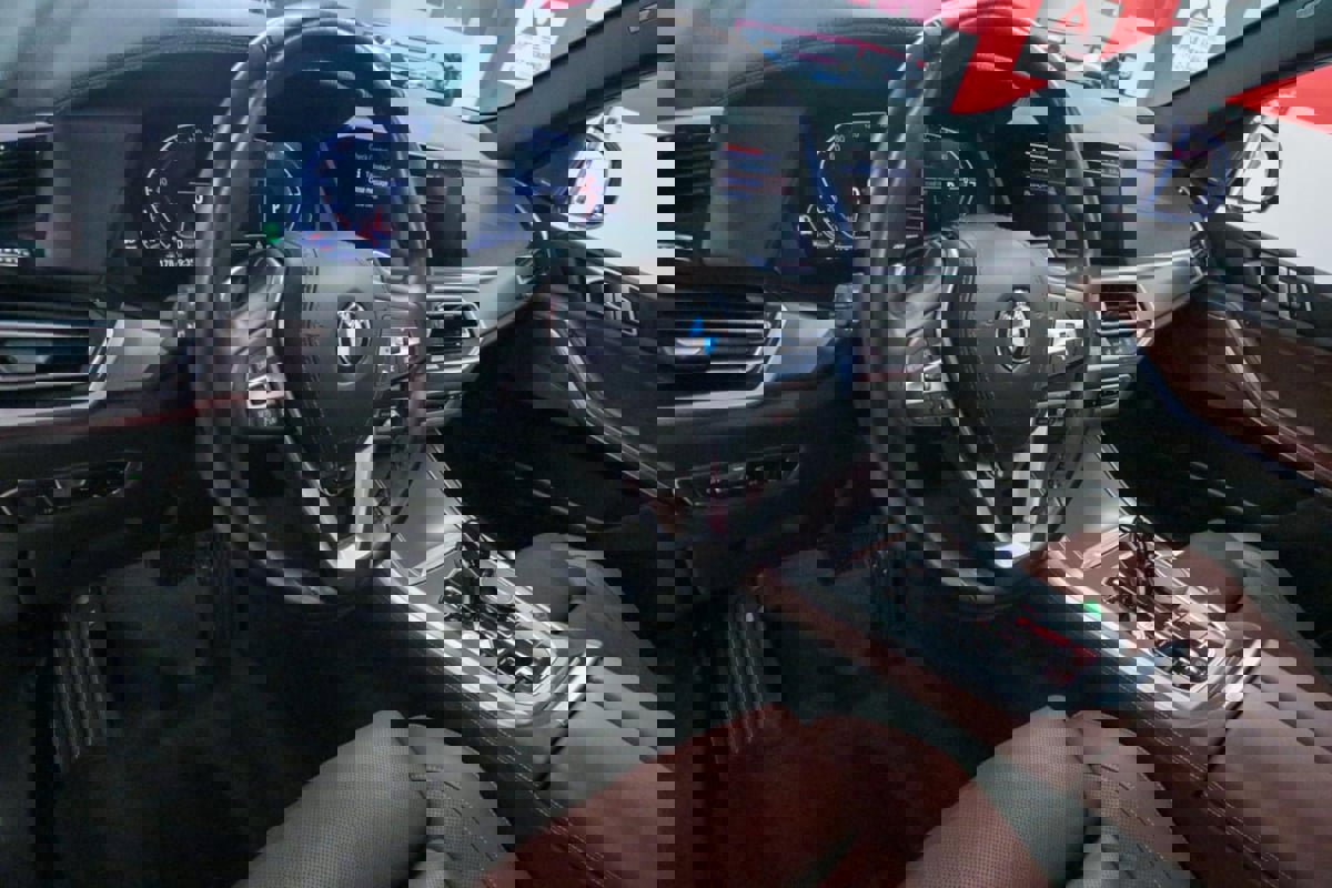 Used 2023 BMW X5 sDrive40i w/ Premium Package image 14