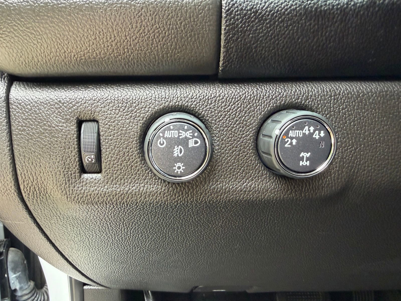 Used 2022 GMC Canyon Elevation w/ Trailering Package image 12