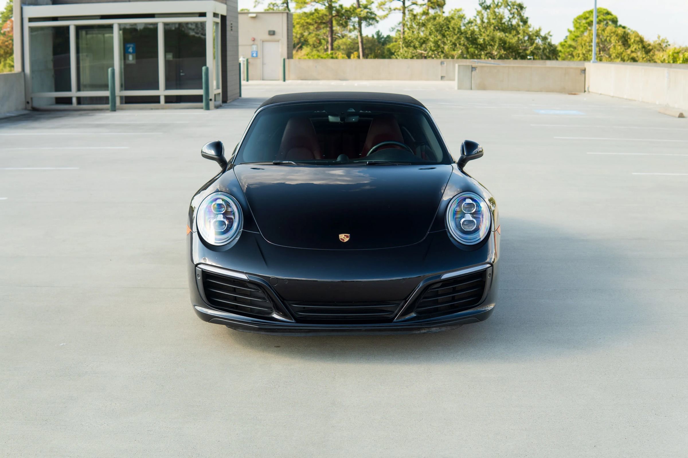 Used 2018 Porsche 911 Carrera 4S image 7