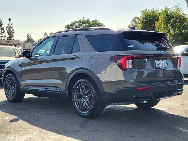 Used 2026 Ford Explorer ST-Line w/ ST-Line Street Pack RWD video 2